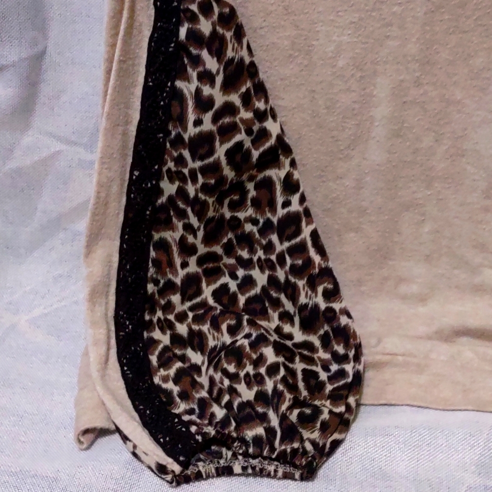 Ladies shirt - Picture 5 of 7